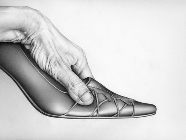 英国女艺术家凯斯·莱利的超现实主义铅笔素描