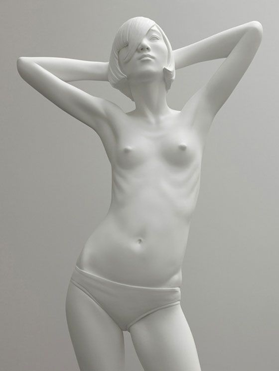 现代审美女性雕塑