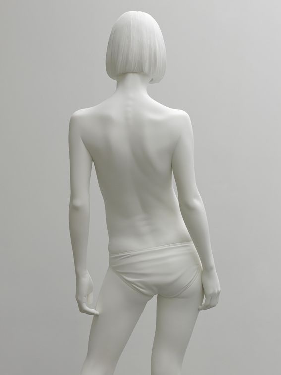 现代审美女性雕塑