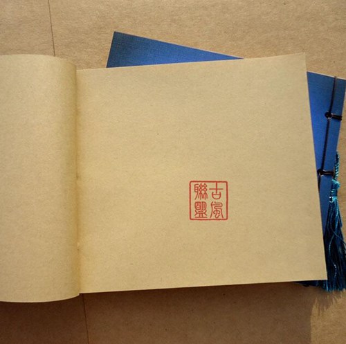 1415543215711530.jpg 梅花关于复古中式手工线装画