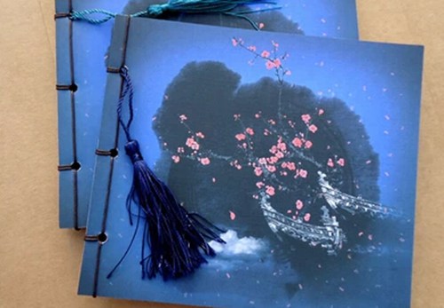 1415543217123935.jpg 梅花关于复古中式手工线装画